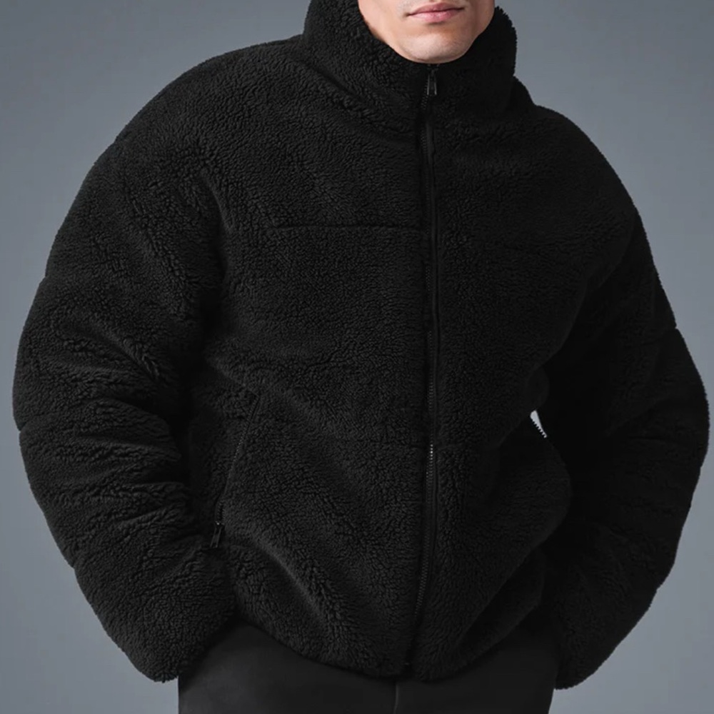 ALO Yoga Mens Sherpa Puffer Black